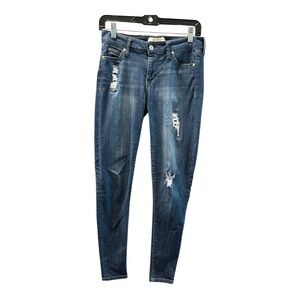 Altar’d State Distressed Skinny Jeans Size‎ 27 | Mid Rise, Dark Wash